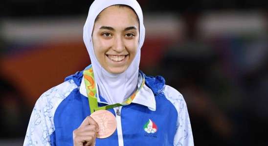 كيميا عليزاده: مدال المپیک را مرهون دعای پدر و مادرم در حرم امام رضا(ع) هستم