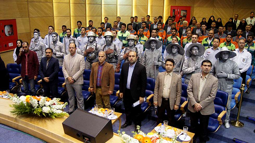 گزارش تصویری مراسم تقدیر از فعالان استقبال از بهار 96 در مشهد مقدس