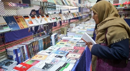 دوازدهمین نمایشگاه کتاب خوزستان افتتاح شد