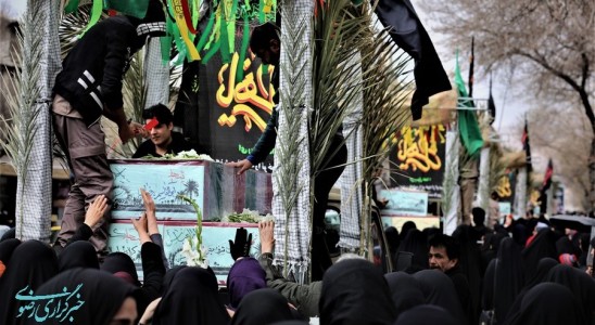 مراسم تشییع شهدای دفاع مقدس شیراز برگزار شد