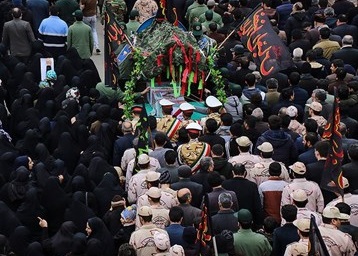 تشییع پیکر مطهر شهید دفاع مقدس در پارس آباد