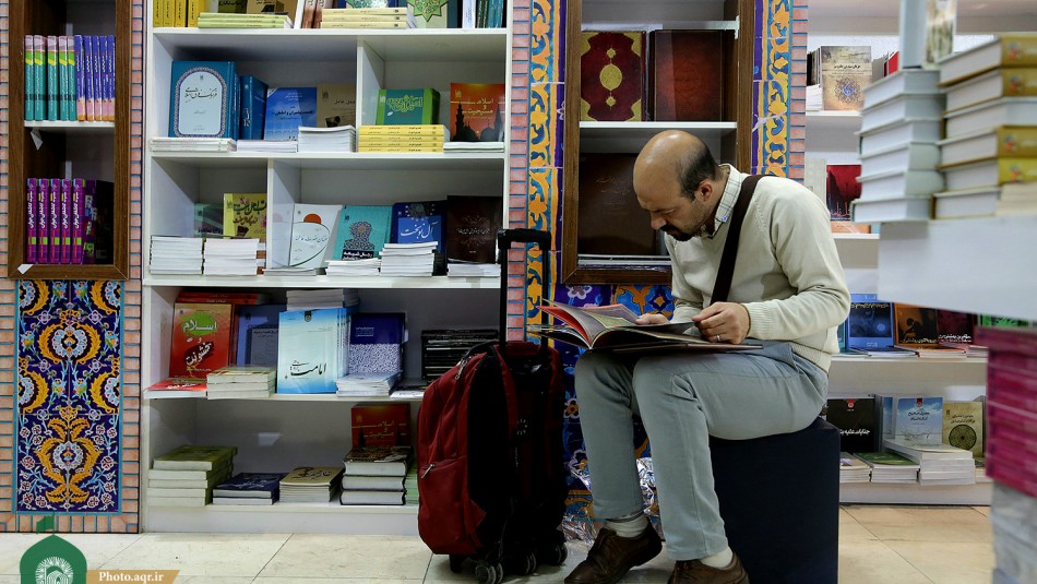 نگاهی به پرفروش ترین های کتاب رضوی در نمایشگاه بین المللی کتاب تهران