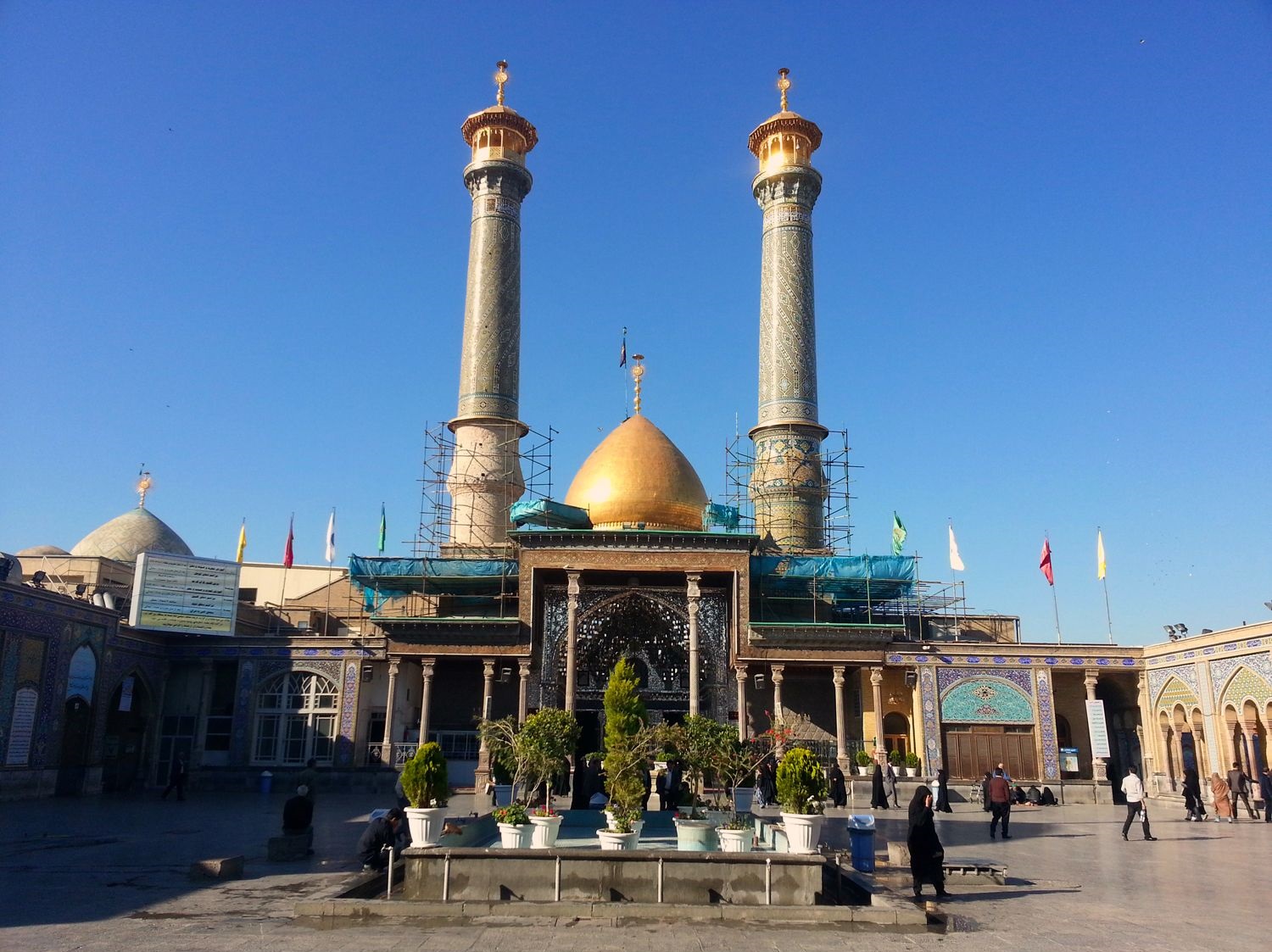 فرونشست مقبره حضرت عبد العظیم (ع) شایعه است