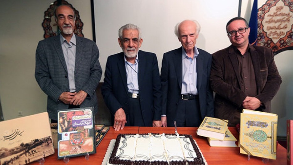 ۴ تن از مفاخر فرهنگی ایران تجلیل شدند