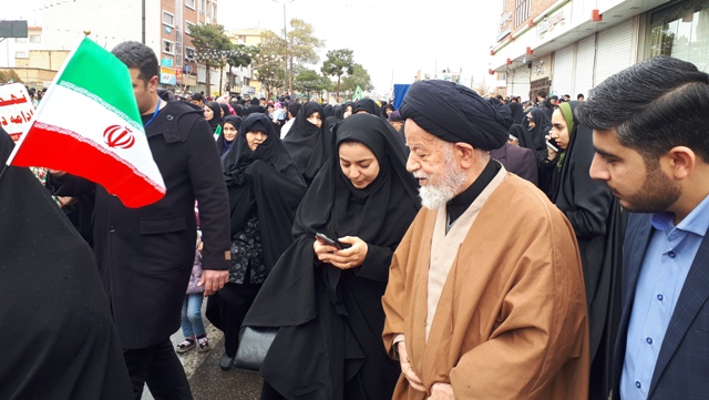 حضور گسترده مردم در راهپیمایی یوم الله 22 بهمن سیلی محکمی بر دهان مستکبران جهان است