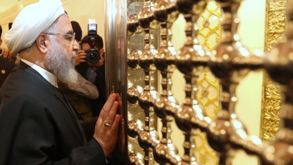 روحانی مسجد کوفه را زیارت کرد