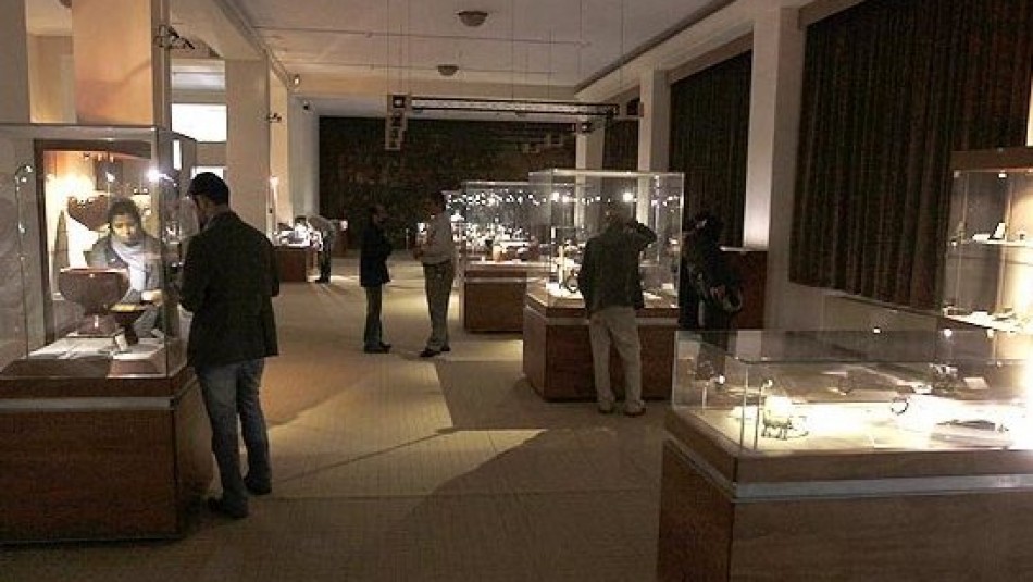 استقبال قمی‌ها از موزه حرم حضرت معصومه(س)/ نمایش قرآن‌های نفیس