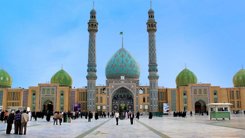 برنامه‌های  دهه کرامت در مسجد جمکران برگزار می شود