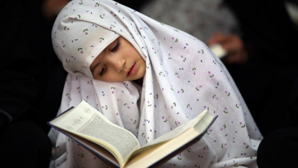 دیدگاه اجتماعی مخالف ترجمه تمامی قرآن برای کودکان/ ادیان دیگر چه می‌کنند؟