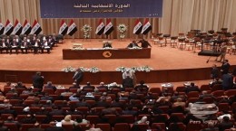 پارلمان عراق برای رسیدگی به مطالبات معترضان جلسه تشکیل می دهد