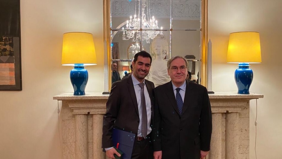شهاب حسینی نشان فرهنگ و هنر فرانسه را دریافت کرد
