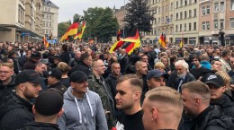 تظاهرات خیابانی مخالفان دولت آنگلا مرکل در آلمان