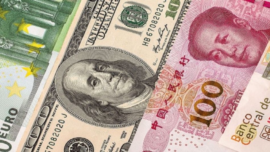 قیمت دلار و یورو در ۱۱ مرداد