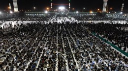 اجتماع بزرگ منتظران ظهور در مسجد مقدس جمکران برگزار شد