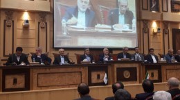 ظریف: تزریق ناامیدی در داخل، دنیا را هم به اقتصاد ایران بی اعتماد می کند
