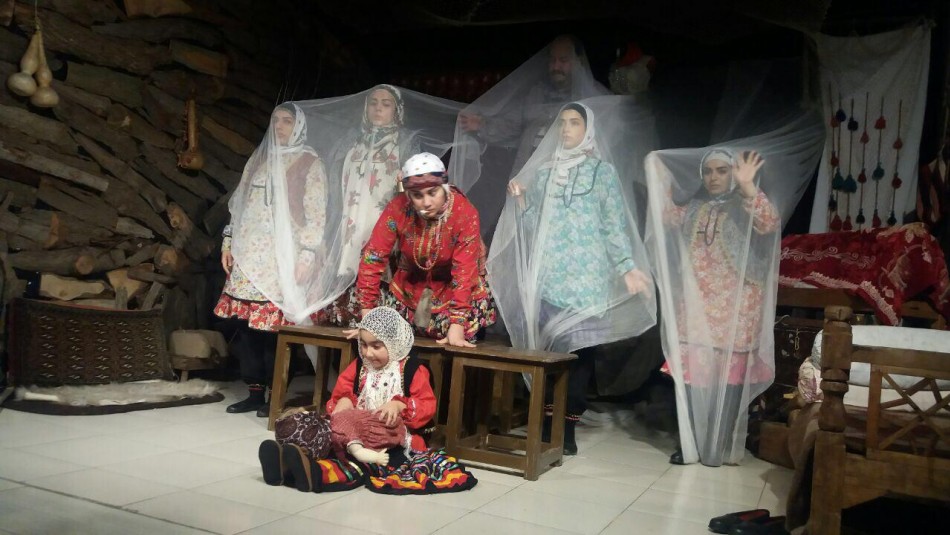 راه یایی زنان بیشه‌گل از بهشهر به جشنواره تئاتر مقاومت