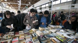نمایشگاه کتاب تبریز با حضور وزیر فرهنگ و ارشاد اسلامی گشایش یافت