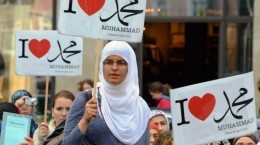 آیا بحران هویت یکی از چالش های مسلمانان در مناطق خارج از جهان اسلام است؟