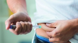 تحریم دارو و ۷هزار دیابتی در کمای انسولین