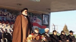 امروز تمام آزادگان دنیا امام خمینی (ره) را تحسین می‌کنند