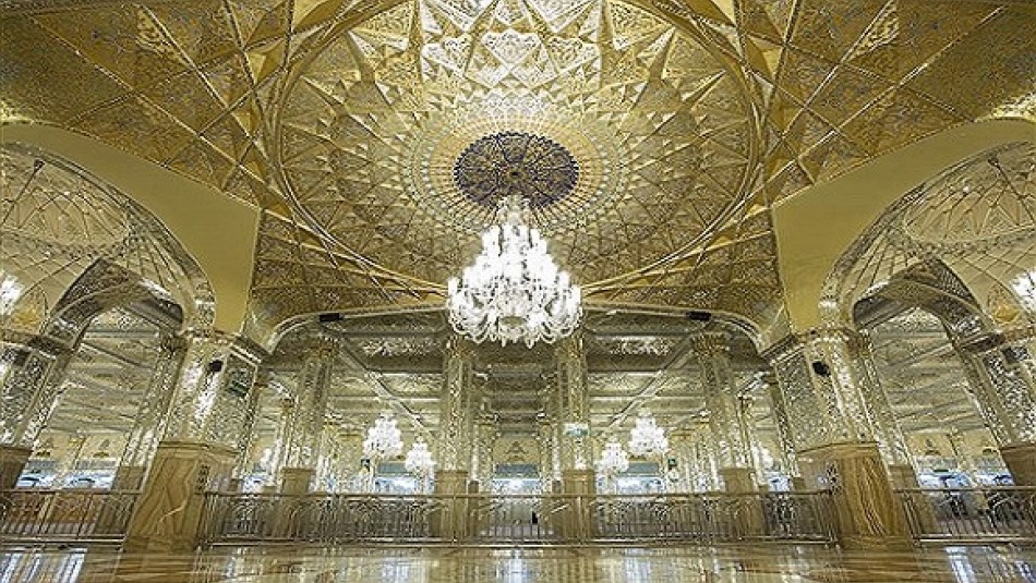 رواقی با گنجیه‌ای از هنرهای معماری ایرانی-اسلامی