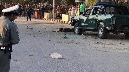 در حادثه انفجار افغانستان ۴ پلیس کشته و ۱۰ غیرنظامی زخمی شده‌اند