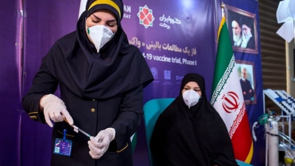 تزریق دومین دوز واکسن ایرانی به گروه اول داوطلبان