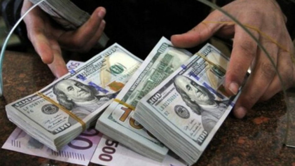 قیمت دلار و یورو در ۷ بهمن