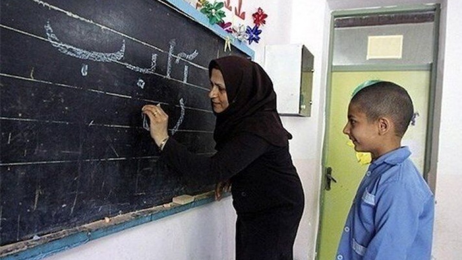 توضیح استاندار تهران در خصوص افزایش حقوق معلمان