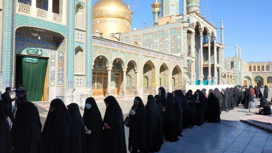 شور و حال انتخابات در آستان های مقدس ایران