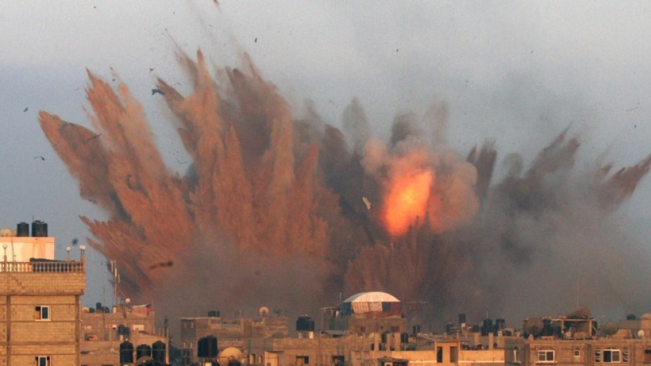 غزه برای سومین روز متوالی بمباران شد