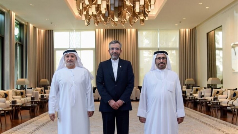 معاون وزیر خارجه ایران با مشاور دیپلماتیک حاکم امارات دیدار کرد