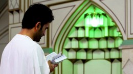 ثبت نام متقاضیان شرکت در مراسم معنوی اعتکاف رمضانیه در حرم حضرت عبدالعظیم(ع) 