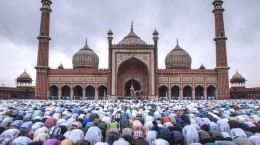 فیلم/اقامه نماز عید فطر در هند