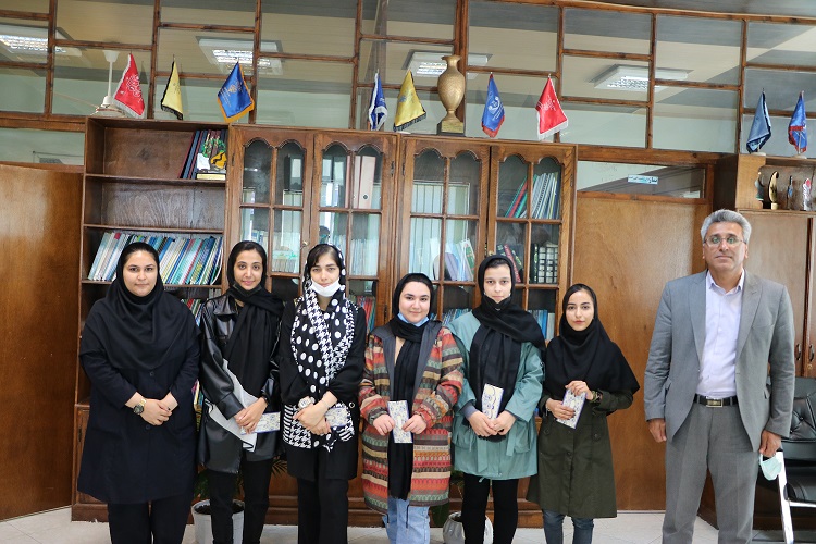 اعزام 6 دانش‌آموز برگزیده استانی المپیاد فرش دستباف به مرحله کشوری
