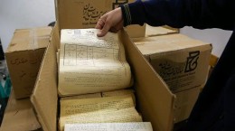 اهدای بیش از ۲۰ هزار سند به مرکز اسناد حرم مطهر بانوی کرامت