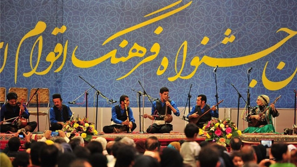 آئین افتتاحیه جشنواره موسیقی اقوام ایرانی در سنندج برگزار شد